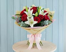 Букет цветов из:  Лилии и Розы в Засосне