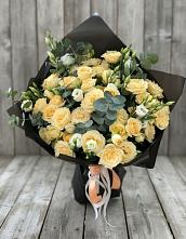 Букет цветов из:  Розы и Лизиантусы в Засосне