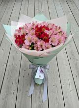 Букет цветов из:  Альстромерии #REPLACE_PRED# Засосне