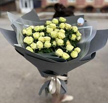 Букет Белые кустовые розы Солинеро в Засосне