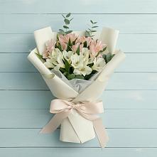 Букет цветов из:  Альстромерии #REPLACE_PRED# Засосне