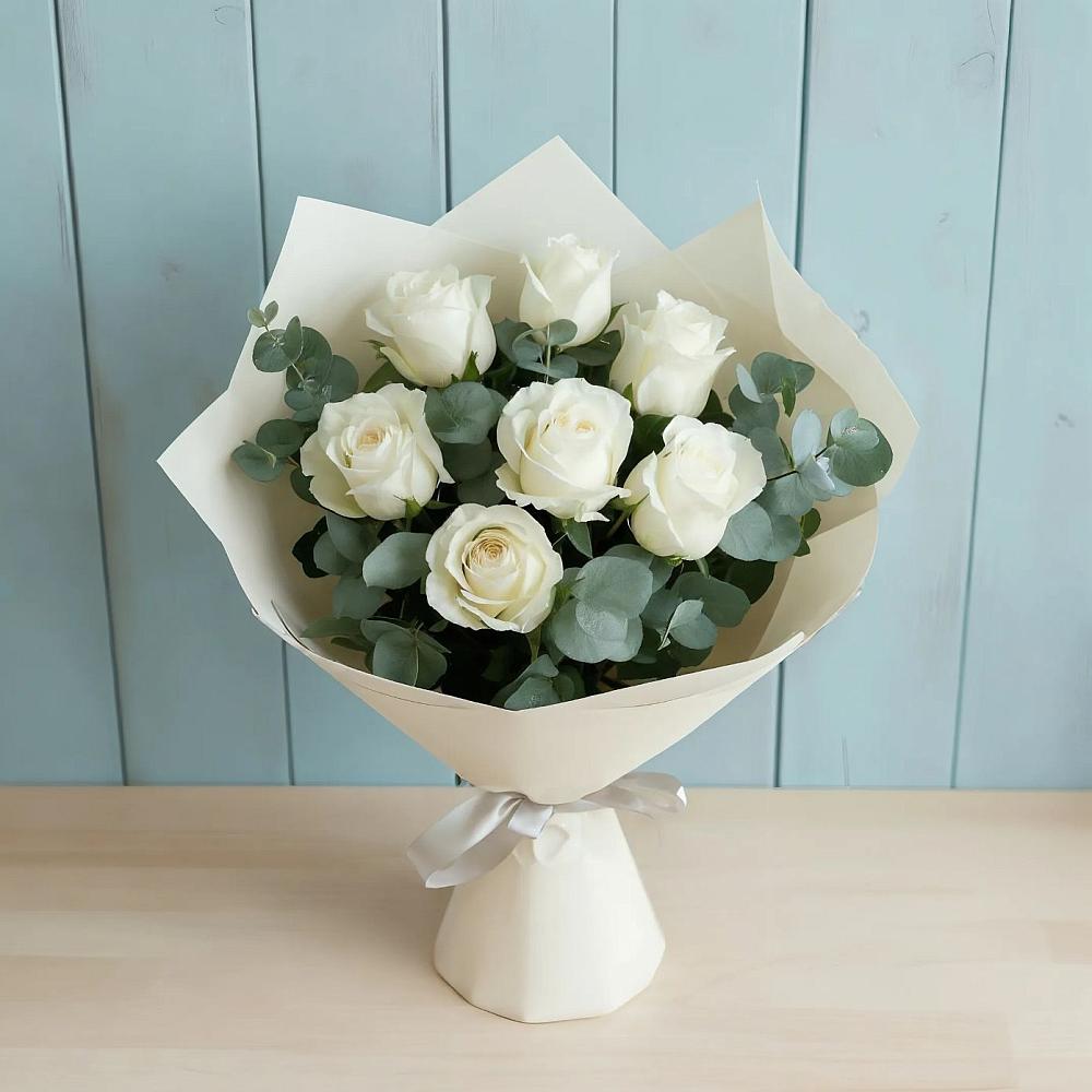 Букет Белые розы в Эвкалипте в Засосне