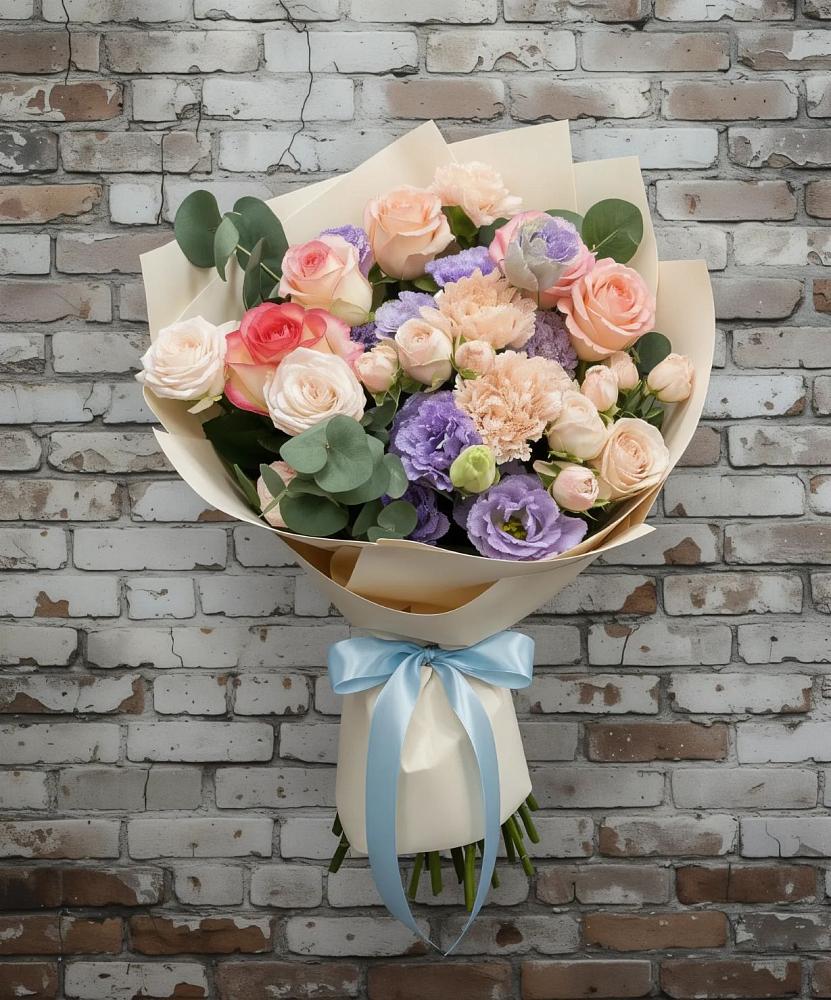 Букет цветов из: Розы, Лизиантусы и Гвоздики в Засосне