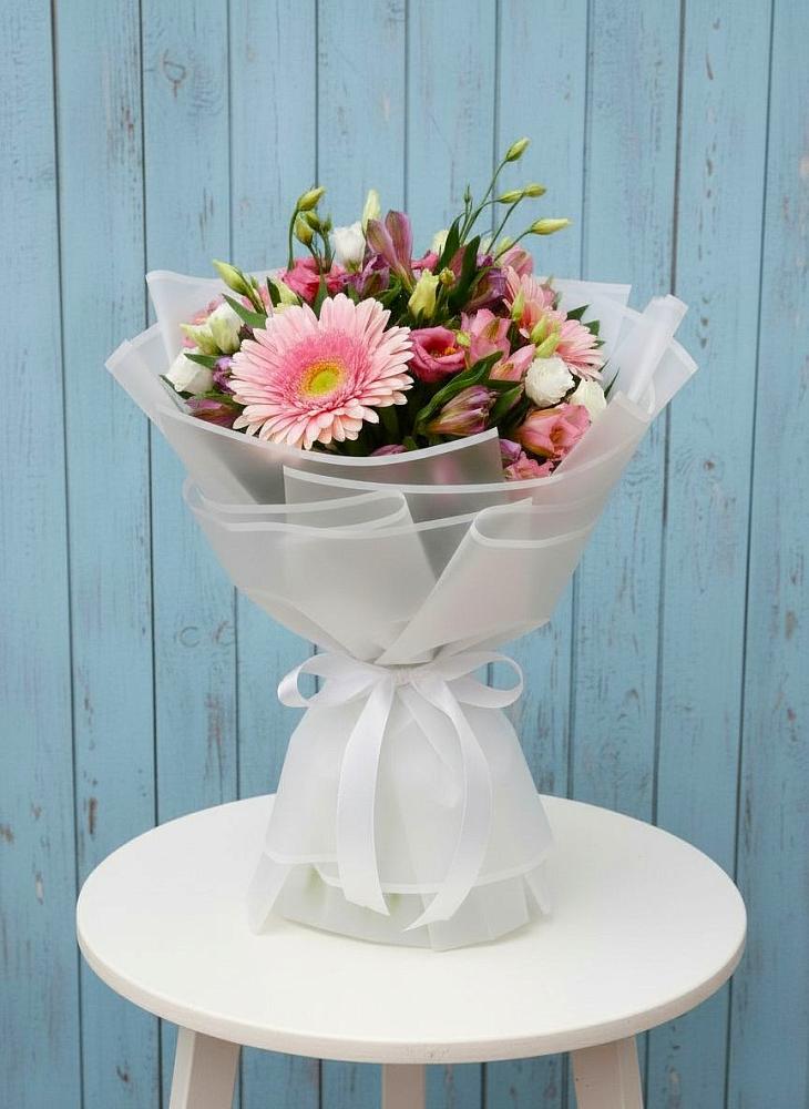 Букет цветов из: Герберы, Альстромерии и Лизиантусы в Засосне