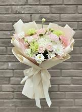 Букет цветов из:  Гвоздики, Розы, Лизиантусы и Хризантемы в Засосне