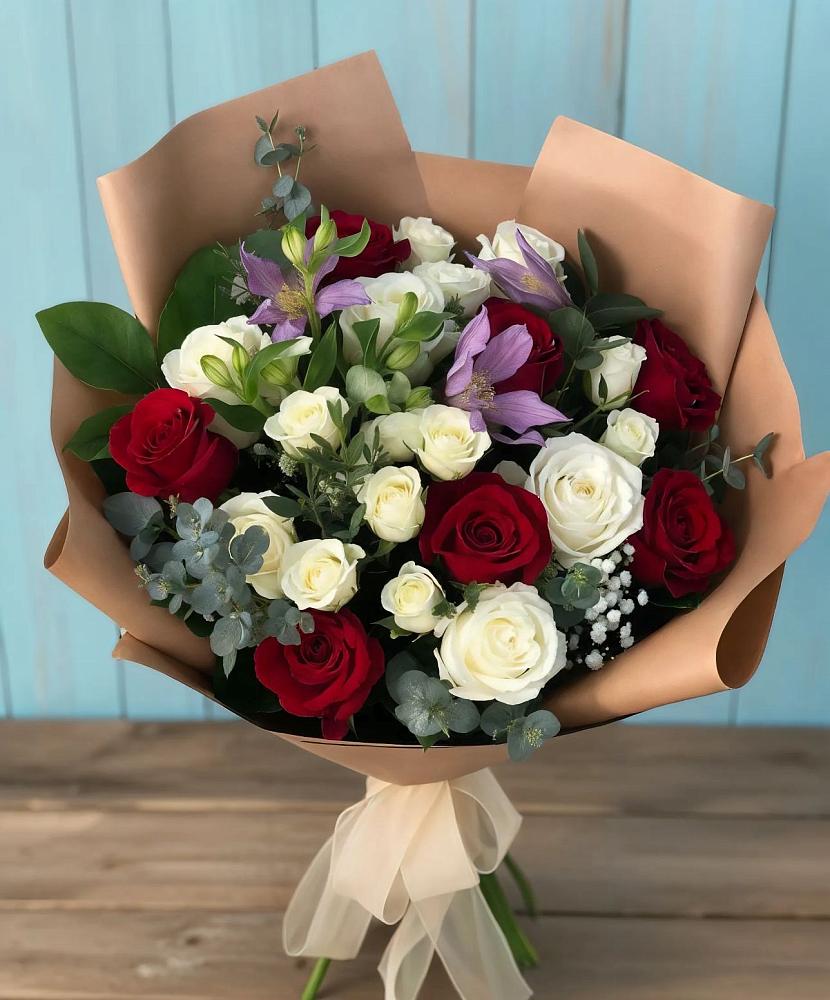 Букет цветов из: Розы и Альстромерии в Засосне